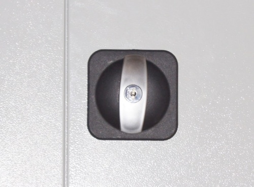 Оригинальный замок-ручка.