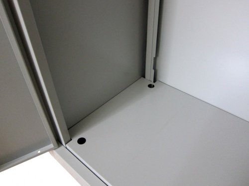 Днище шкафа.