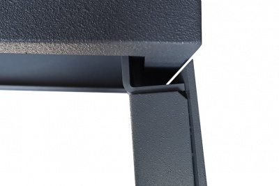 Скоба для усиления со стороны дверных петель.