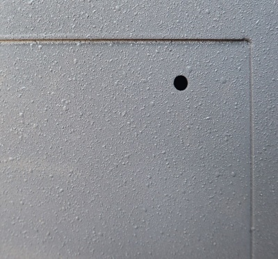 Отверстия под анкера.