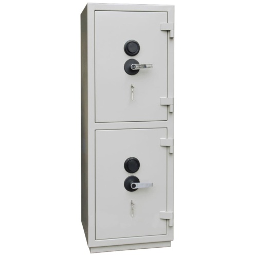 Сейф КЗ 233ТК — закрытый.