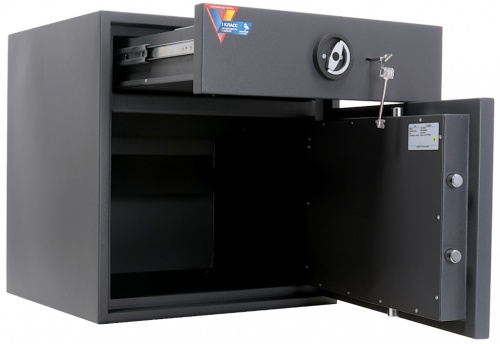 Сейф Valberg DSC 67 KK (внутреннее устройство, ригельная система)