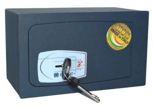 Сейф MB/0 — закрытый.